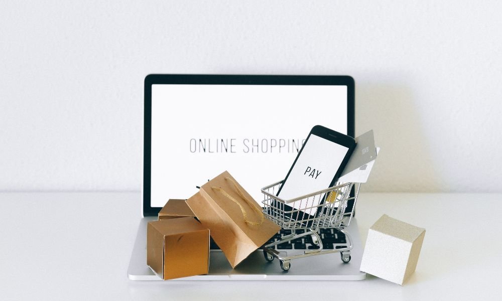 Frete e tecnologia de automação: como o e-commerce busca reduzir o abandono de carrinhos