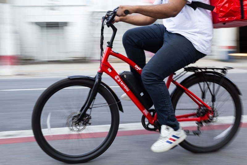 iFood lança programa de entregas elétricas durante a COP30