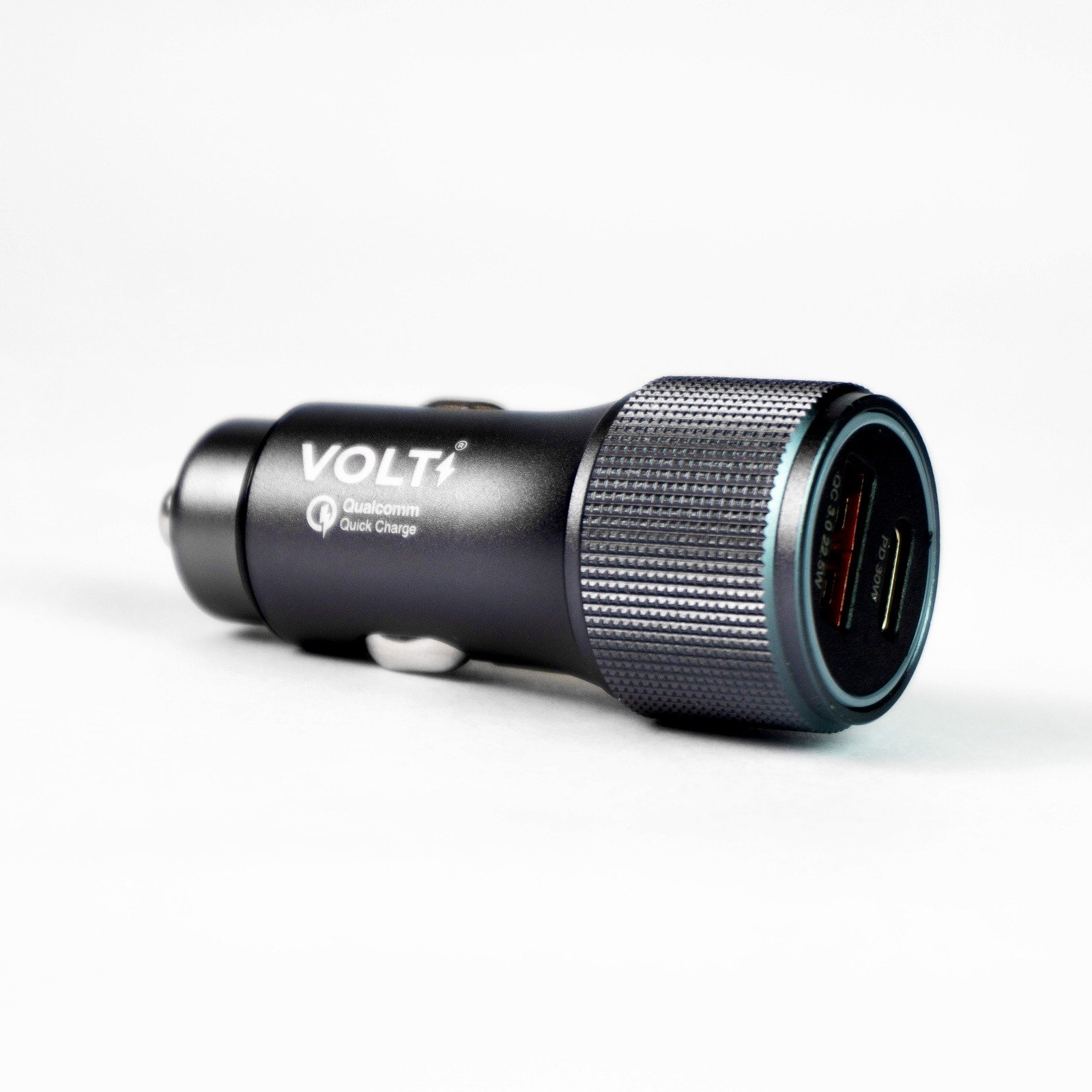 Volt lança carregador veicular com 52,5W