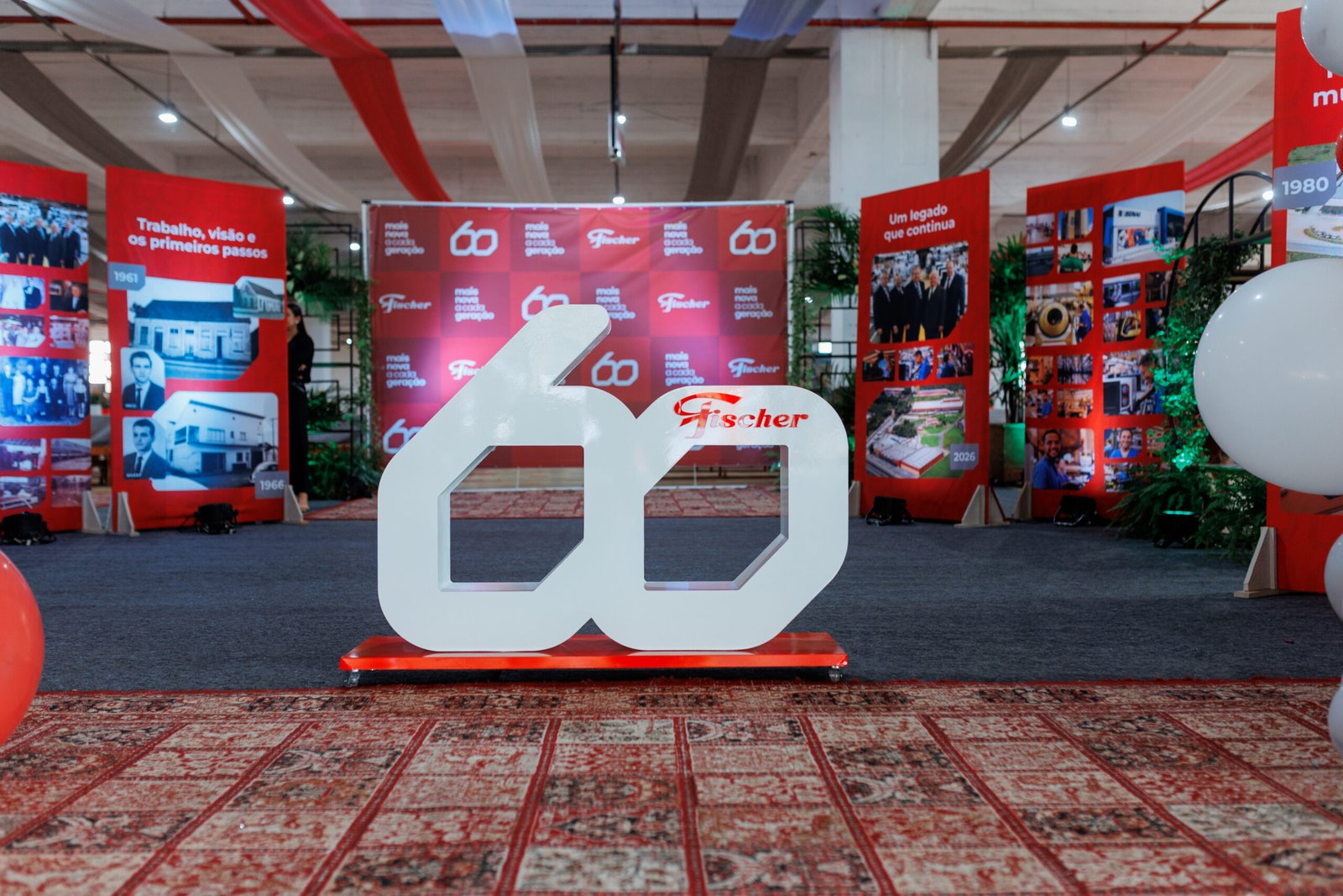 Fischer marca 60 anos com evento em Brusque