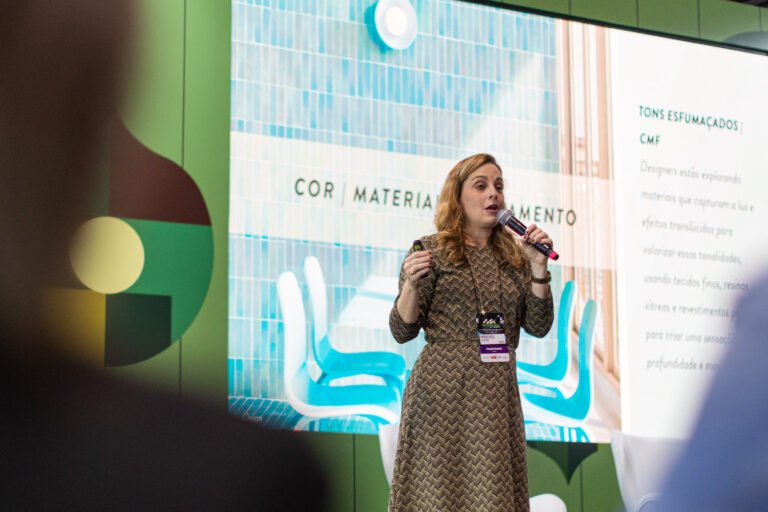 Patrícia Fecci, gerente de marketing de cores e design de arquitetura da Sherwin-Williams