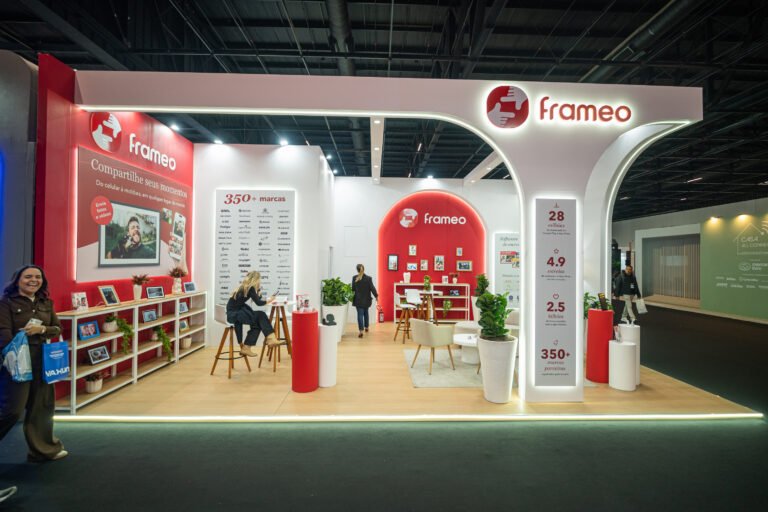 Frameo