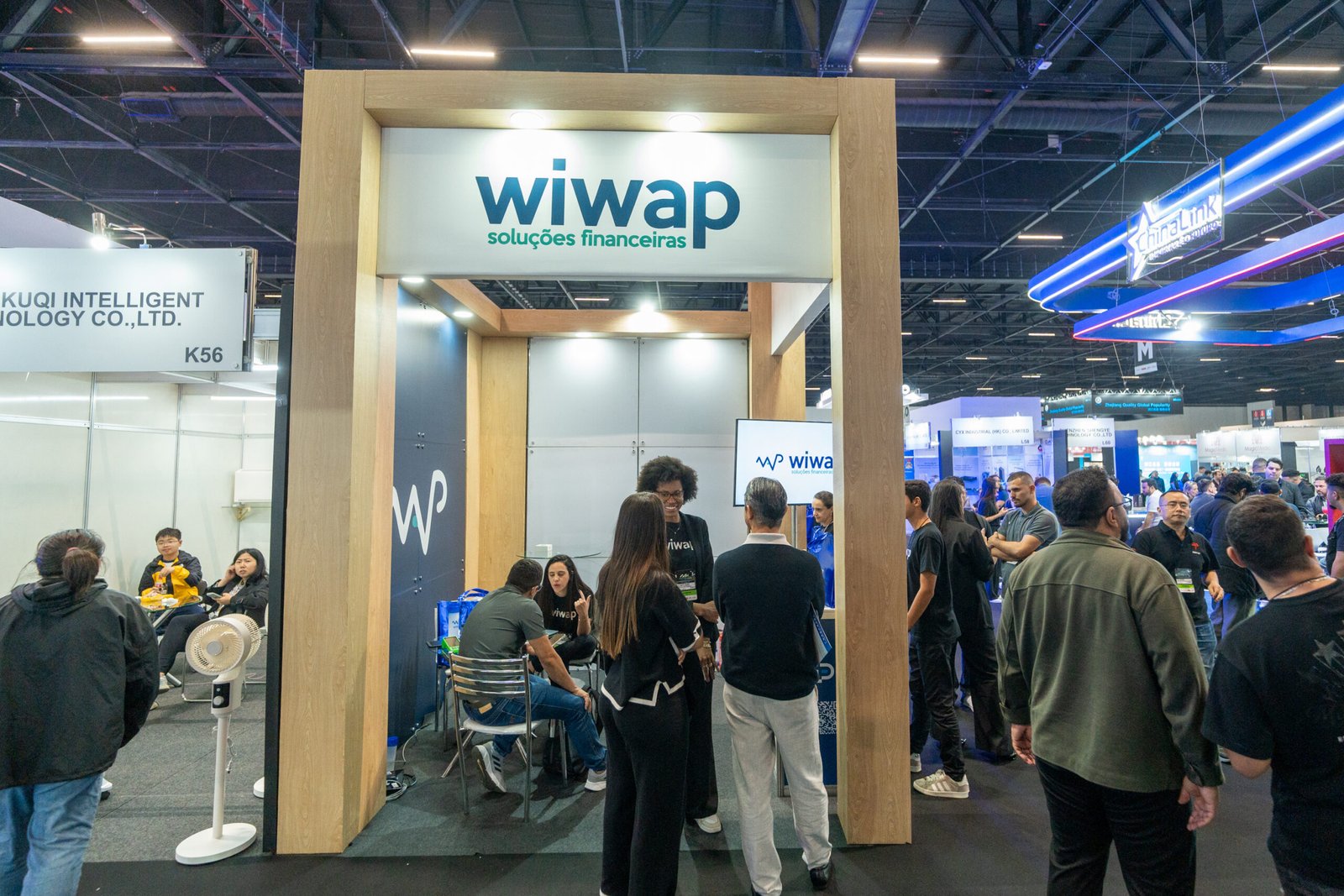 Wiwap leva solução financeira para lojistas e mira expansão nacional na feira