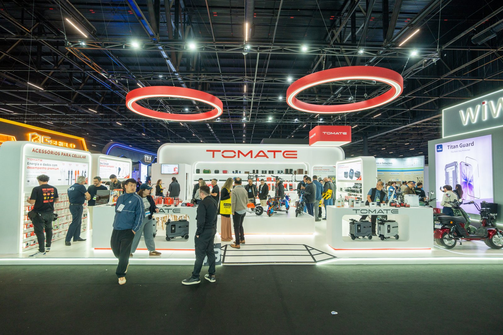 Tomate apresenta novos patinetes e projetores na Eletrolar Show 2026