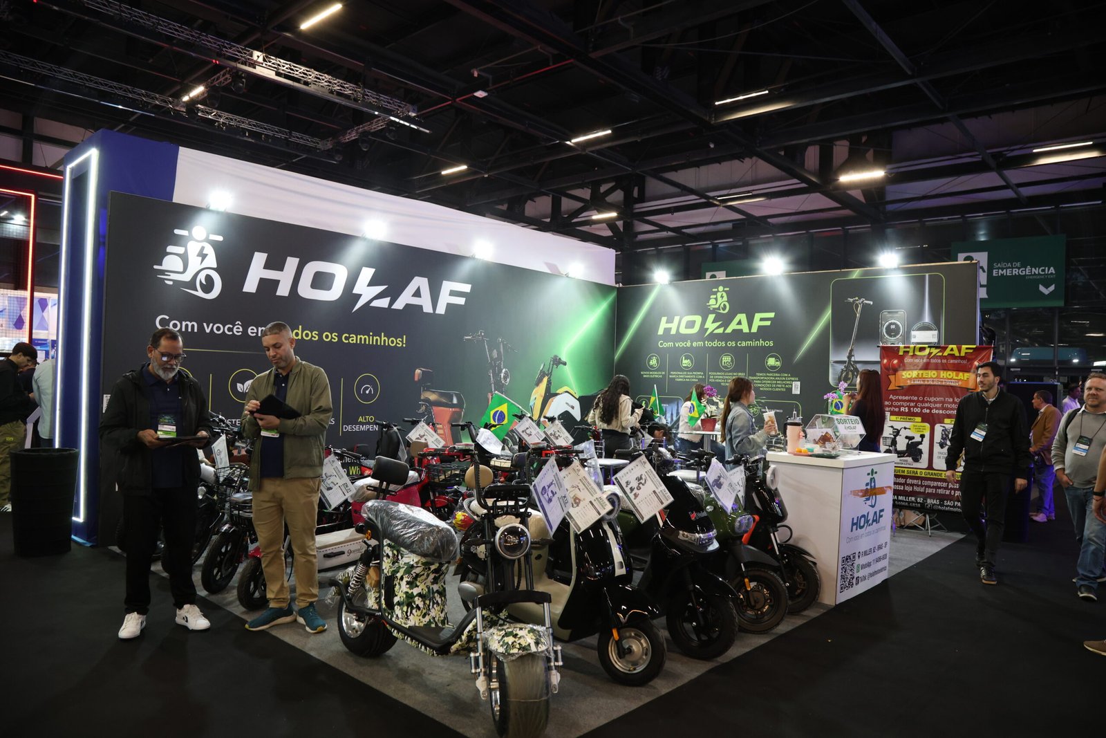 Holaf traz motos e e-bikes sem exigência de CNH ao Brasil