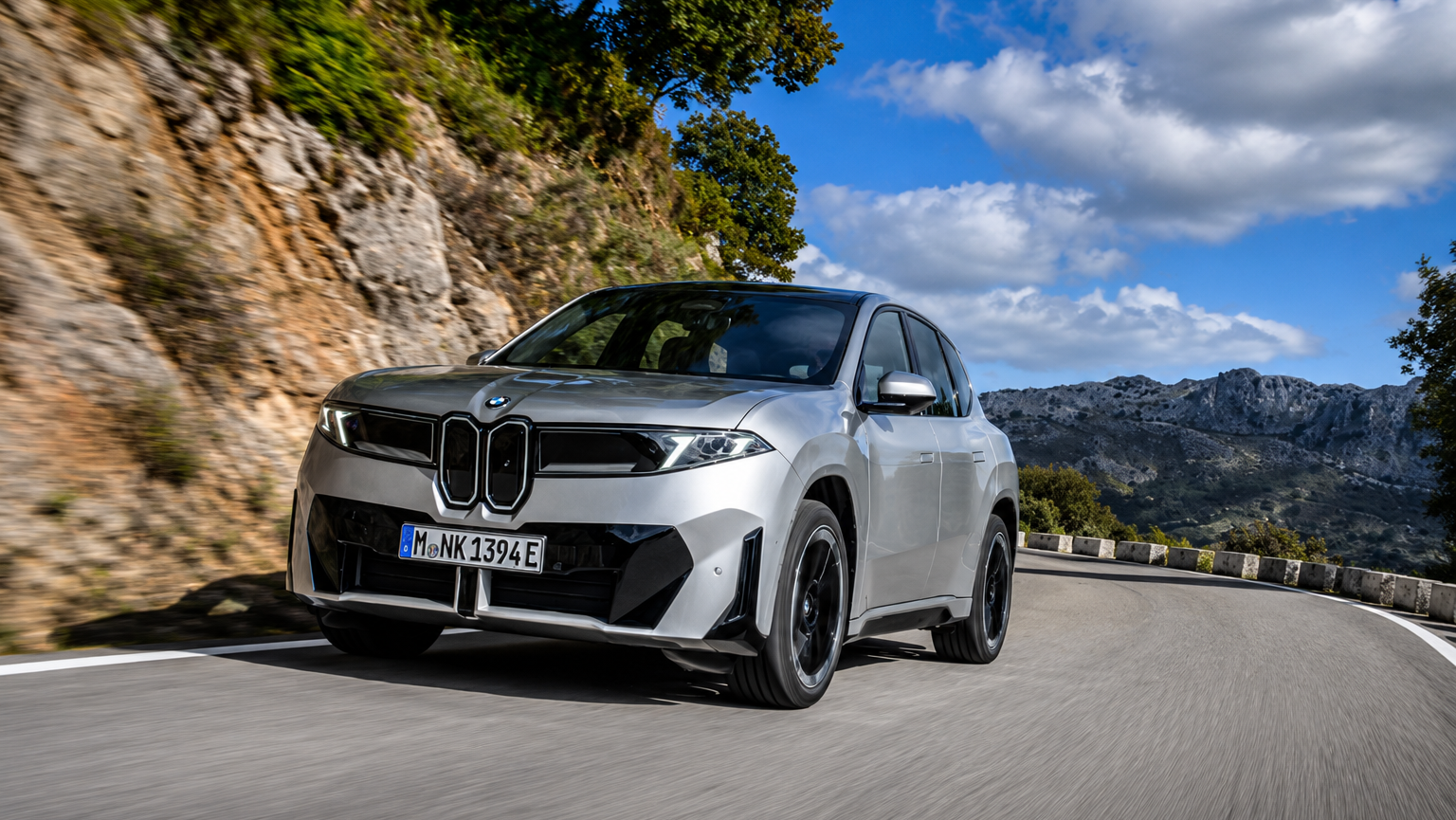 BMW iX3 lidera autonomia entre elétricos no Brasil