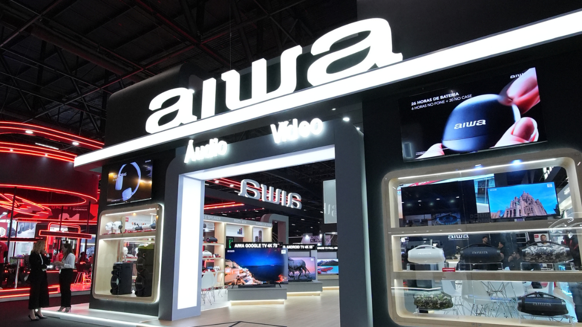 AIWA