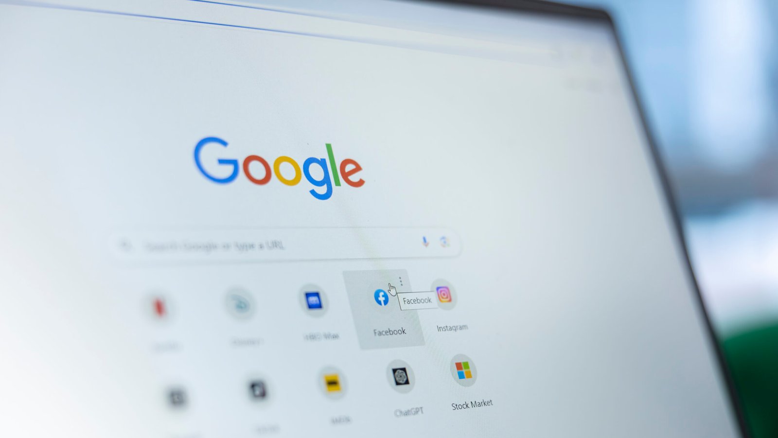 Google mantém liderança nas buscas, enquanto WhatsApp e TikTok ampliam espaço nas compras online
