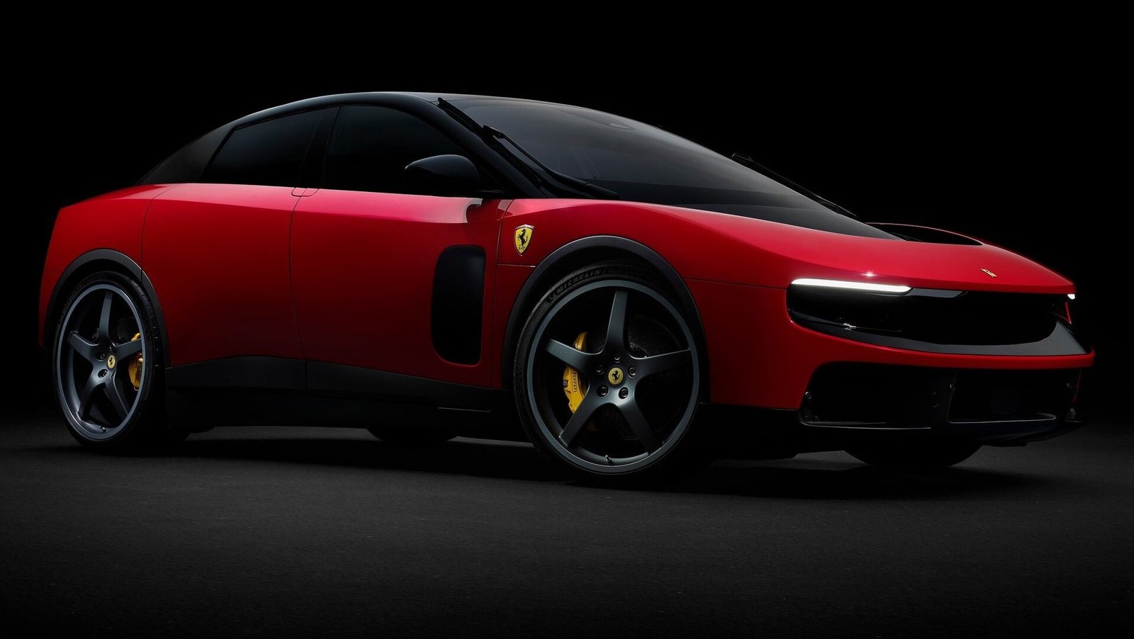 Primeiro elétrico da Ferrari alcança US$ 40 milhões