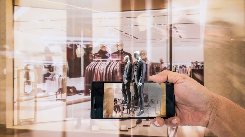Varejo transforma presença digital em ponto de venda