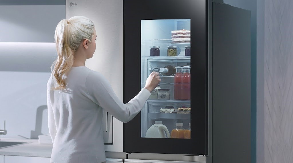 LG leva InstaView e UVnano às geladeiras de 2026