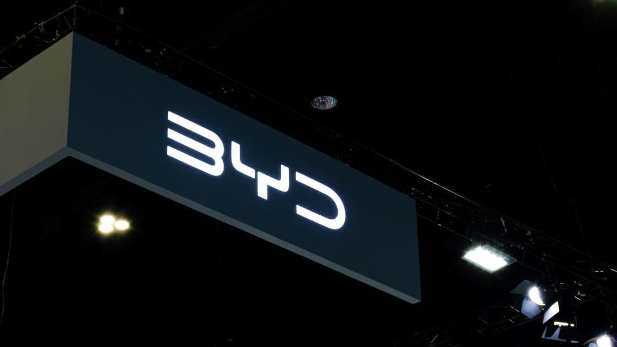 BYD lidera desejo de compra de carros eletrificados