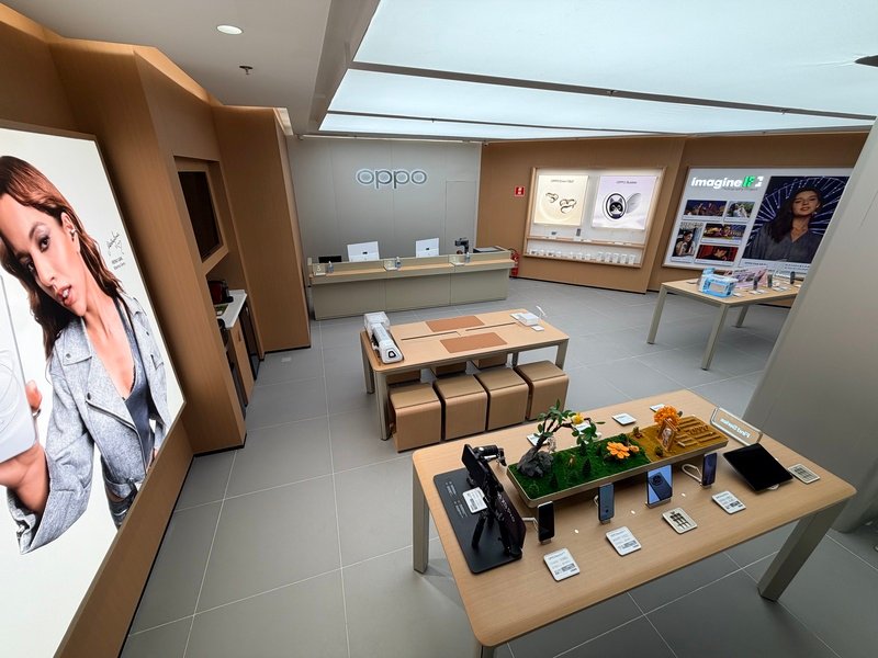 Oppo inaugura loja própria no Brasil e aposta em expansão
